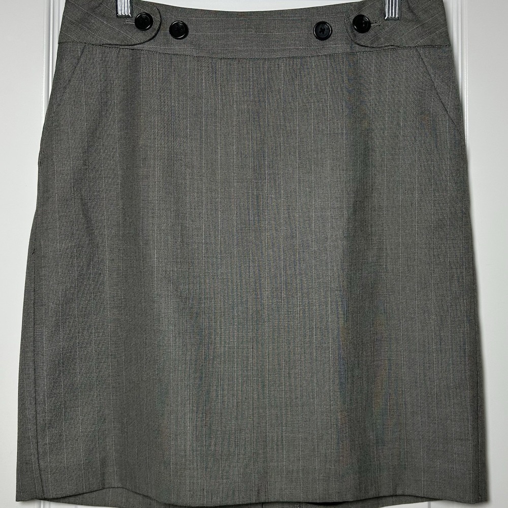 Banana Republic Wool Blend Gray Pinstripe Pencil Skirt Dark Academia Sleek Style